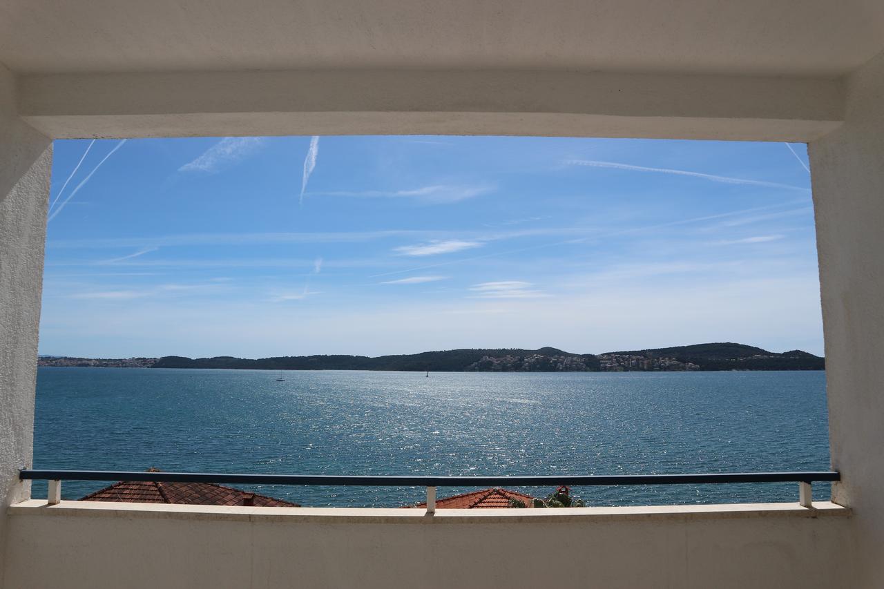 Hotel Bavaria Trogir Seget Donji Exterior photo